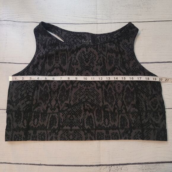 Torrid Size 4 Activewear Low-Impact Wireless Sports Bra Animal Print Gym Wear - Picture 2 of 7